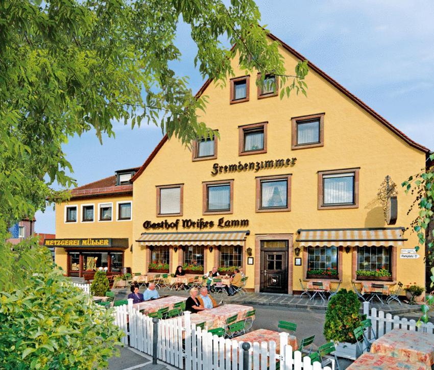 Gasthof Weisses Lamm Hotel Núremberg Exterior foto